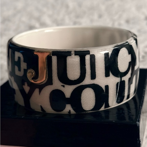 Juicy Couture Monochrome Bangle with Gold Accent - Picture 1 of 3